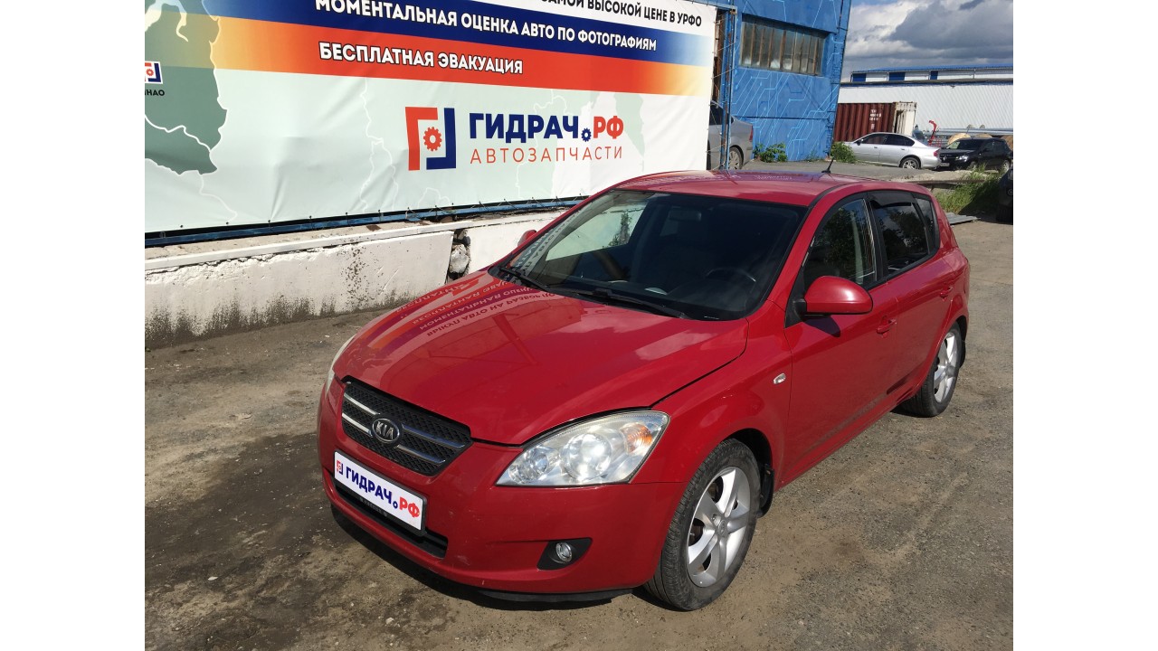 Автомобиль в разборе - G283 - Kia Ceed